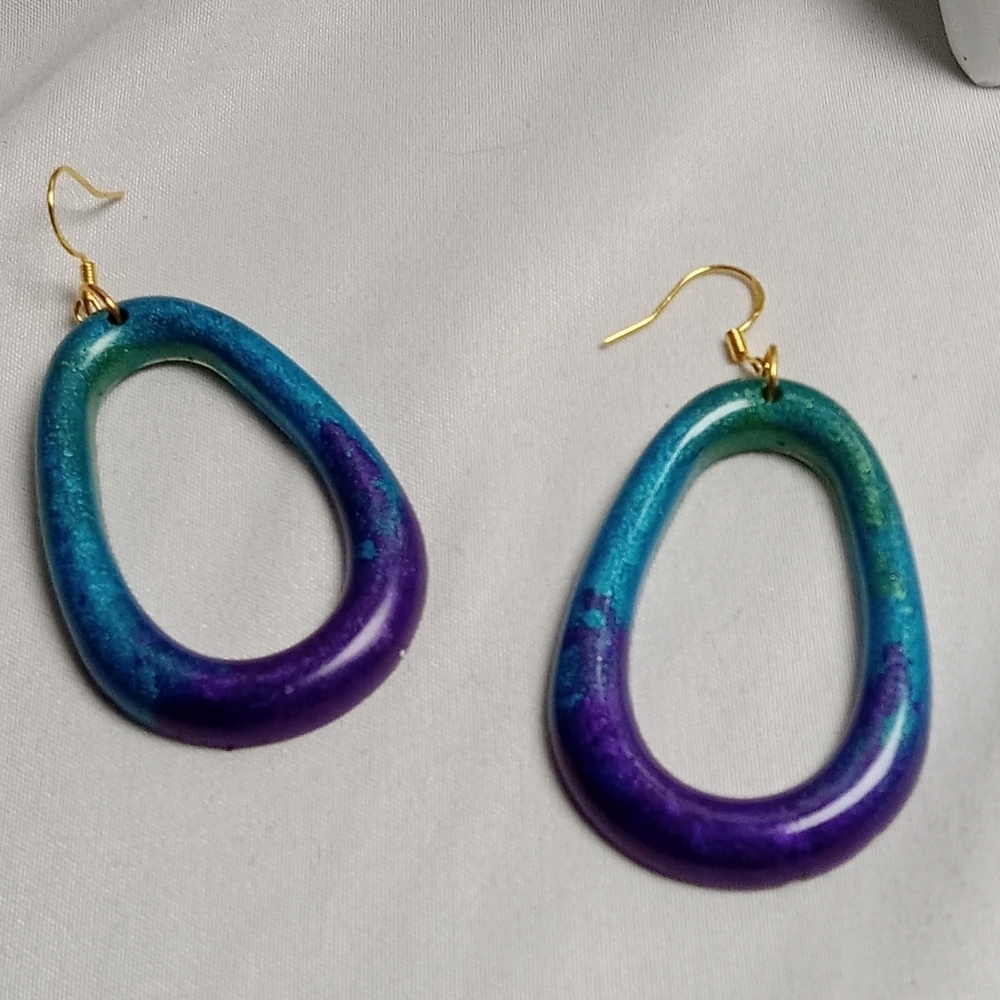 Elegant Blue and Purple Teardrop Earrings